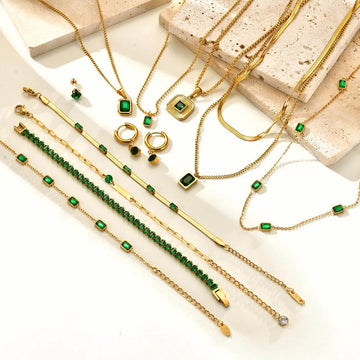 ✨ Retro Green Zircon Pendant Necklace – Timeless Elegance to Elevate Every Look ✨